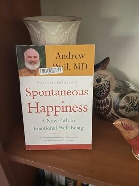 🥕Spontaneous Happiness by Andrew Weil MD 3 for $10
